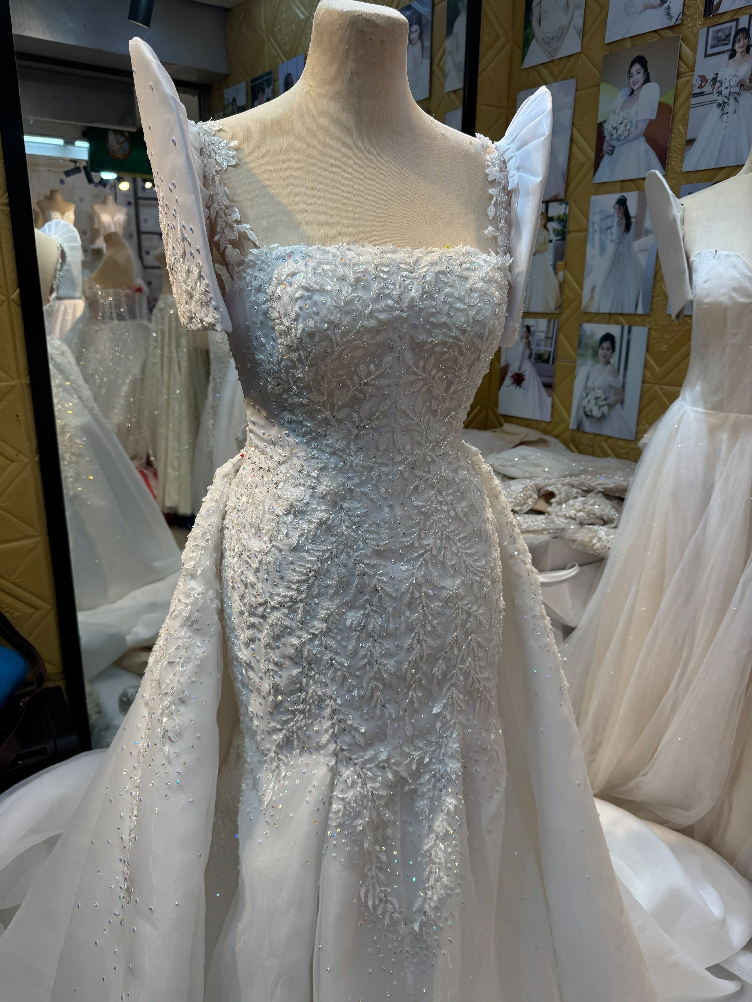 Two way Filipiniana — Bridal Gown, size Medium-Large
